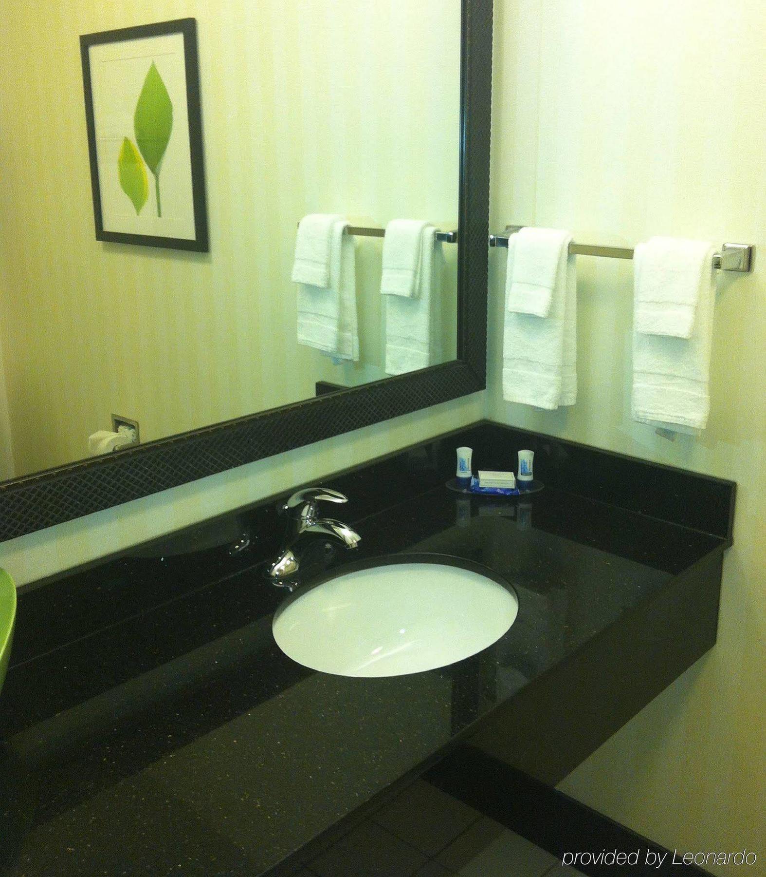 Fairfield Inn & Suites Milledgeville Værelse billede